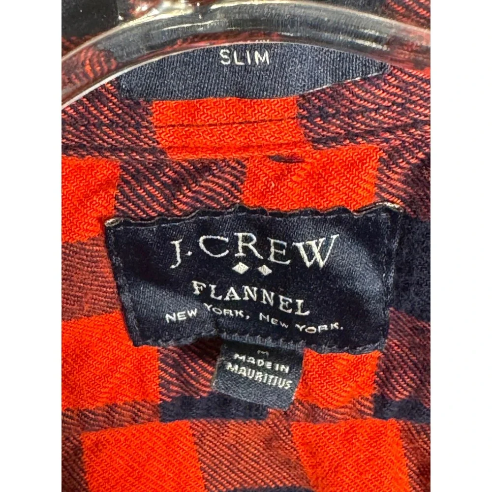 J Crew Flannel Shirts 2 shirt bundle men's size medium Red Plaid‎ is Slim Fit